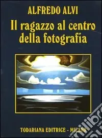 Il ragazzo al centro della fotografia Offerta Del Giorno